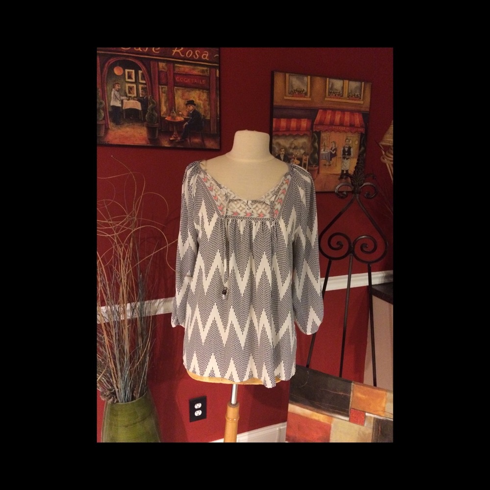 Rewind boutique summer blouse